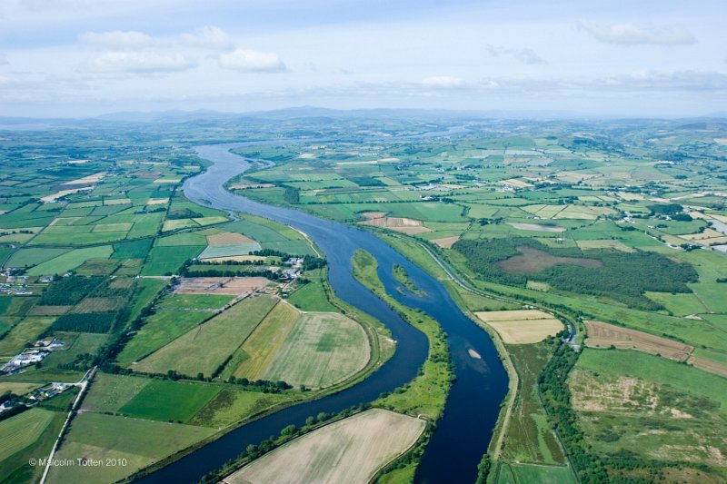 River Foyle from the air near Lifford, Co. Donegal.jpg